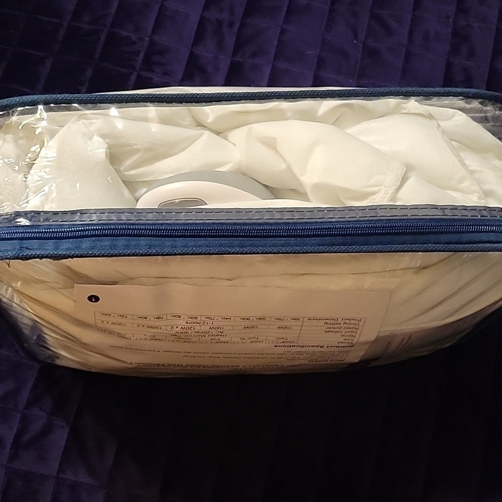 Heated White Quilted Mattress Pad with Controller New - Picture 7 of 15